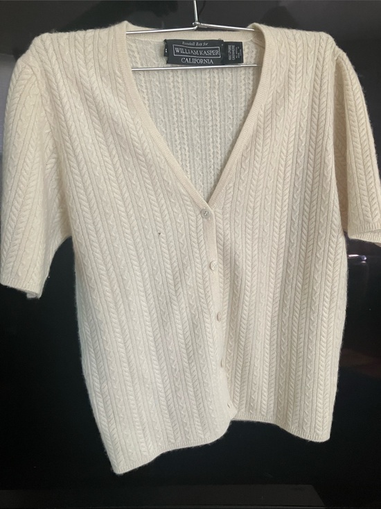 William kasper Sweaters - William Kasper light cashmere short sleeve cardigan